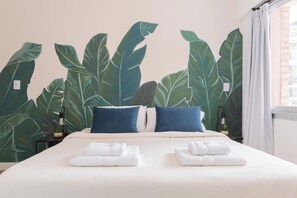 Desk, laptop workspace, iron/ironing board, free WiFi -  MOT SohoGlam - Lux Aparts Palermo Soho (Buenos Aires)