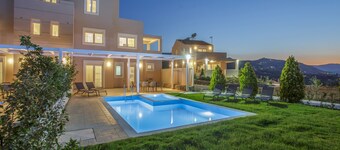Blue Hills Villas by Estia Red 2