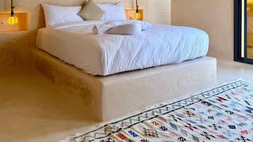 Deluxe Suite | Free WiFi