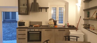 In the heart of Santa apartment with garden