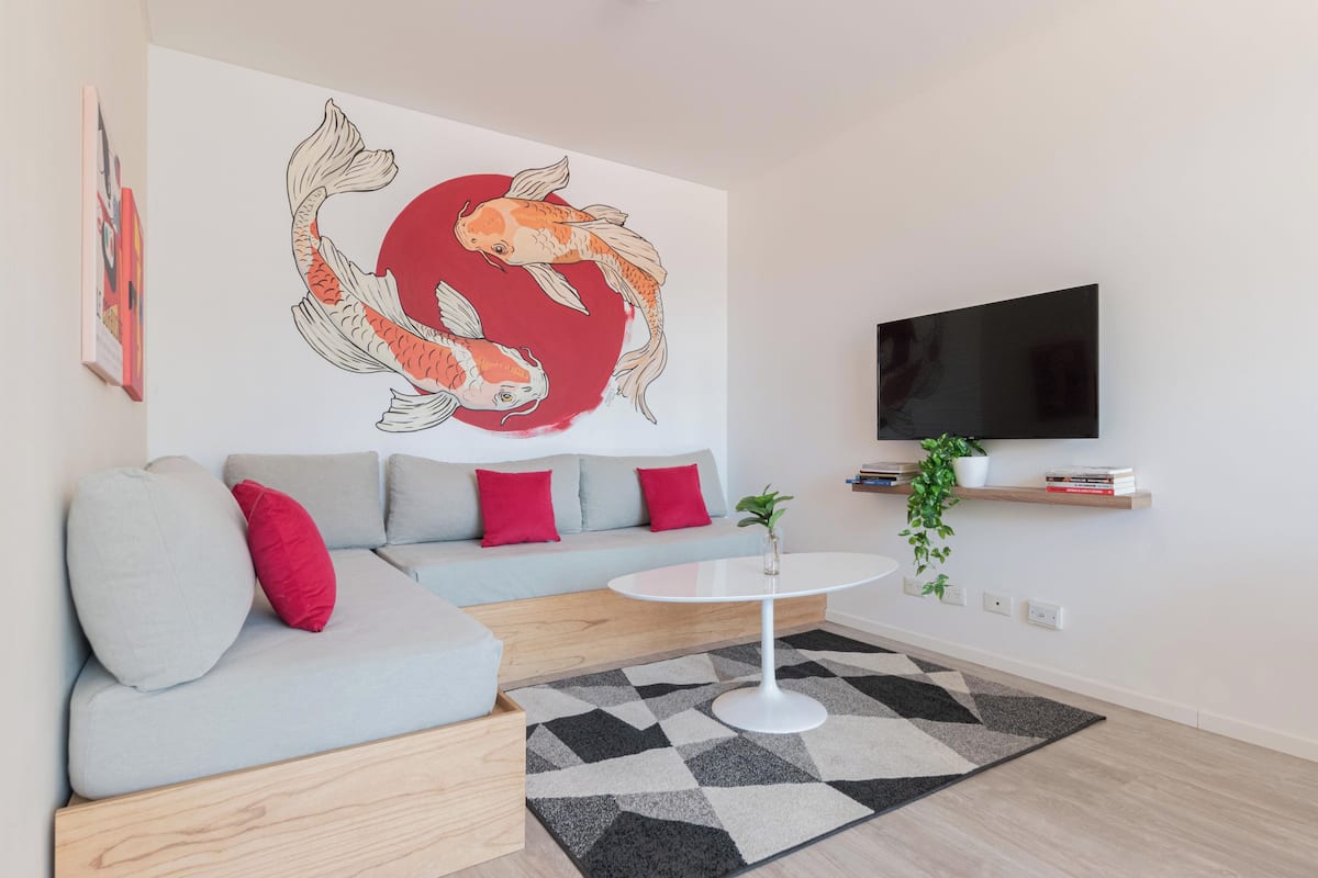 Deluxe Apartment, Balcony, City View | Living area