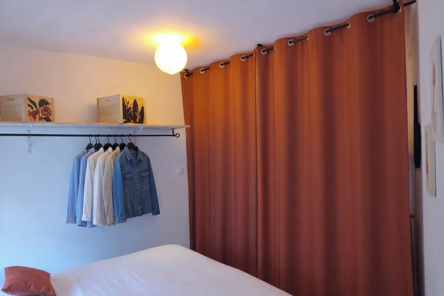 1 chambre, Wi-Fi gratuit, draps fournis