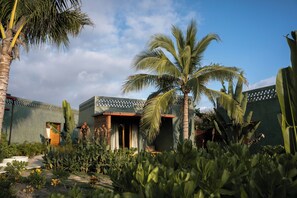 Premium bedding, down comforters, minibar, in-room safe - Samas  - Hotel La Saladita (Saladita)