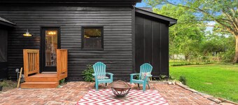 Midnight Sanctuary at Mystic Falls - 3 Bed 2.5 BA Home 1 mi to Covington Square