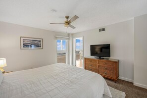 Appart'hôtel, plusieurs lits (Edgewater West 65)