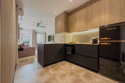 BOUTIQUE HOME 