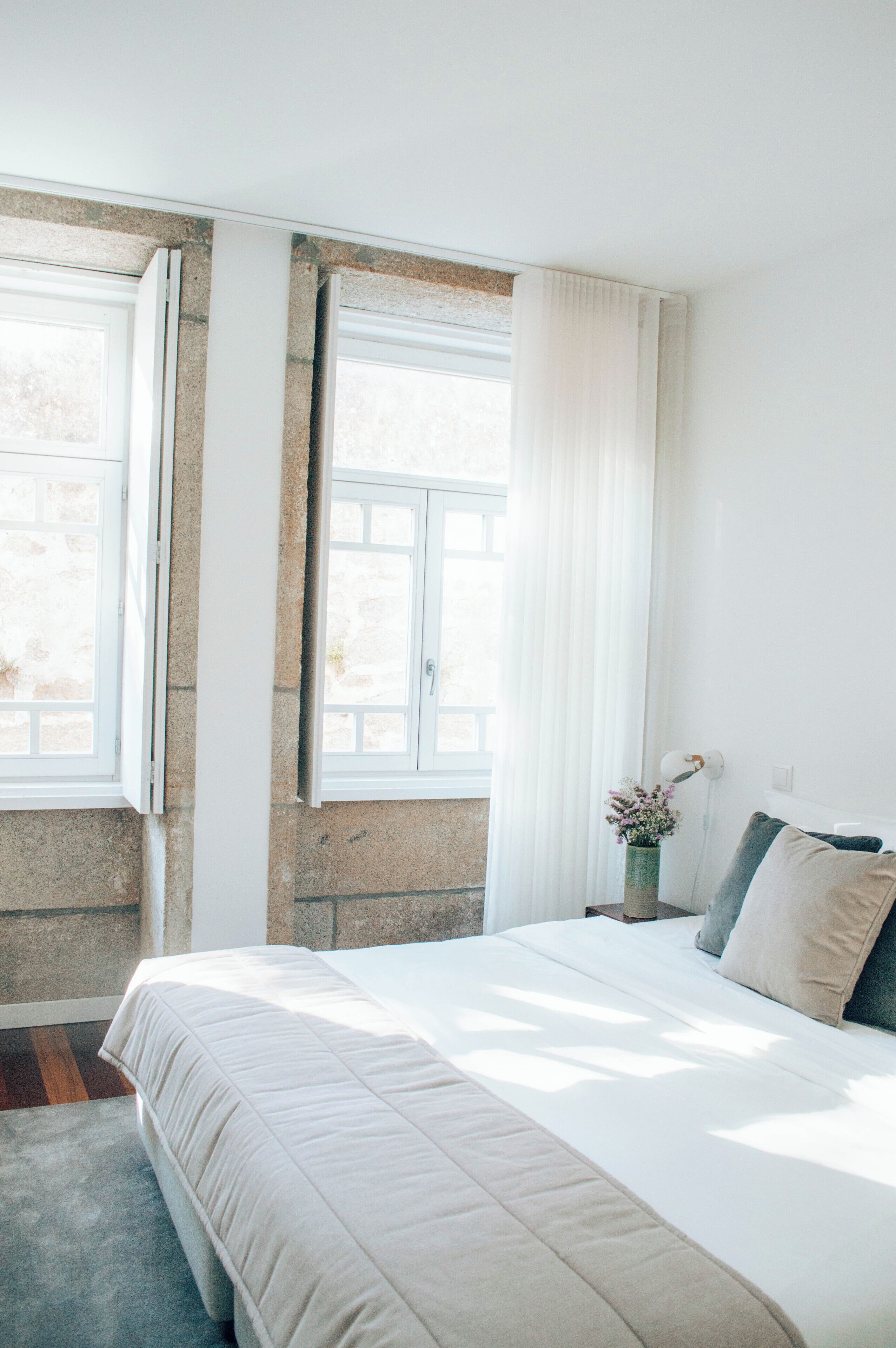 Deluxe-huoneisto, kaupunkinäköala | 3 makuuhuonetta, silitysrauta/-lauta, ilmainen Wi-Fi