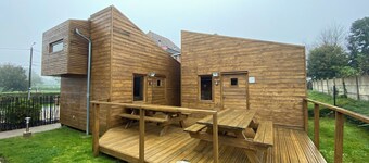 Ecolodge de la Lys à Fiefs (62) - Low-cost wooden cabin for 4 people.