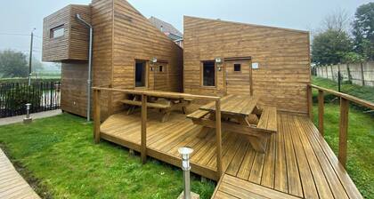 Ecolodge de la Lys à Fiefs (62) - Low-cost wooden cabin for 4 people.