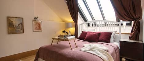 Desk, iron/ironing board, travel crib, free WiFi