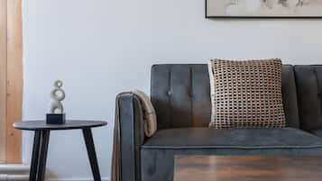 Apartemen | Area keluarga | Televisi 37-inci dengan saluran TV kabel, Netflix, dan layanan streaming