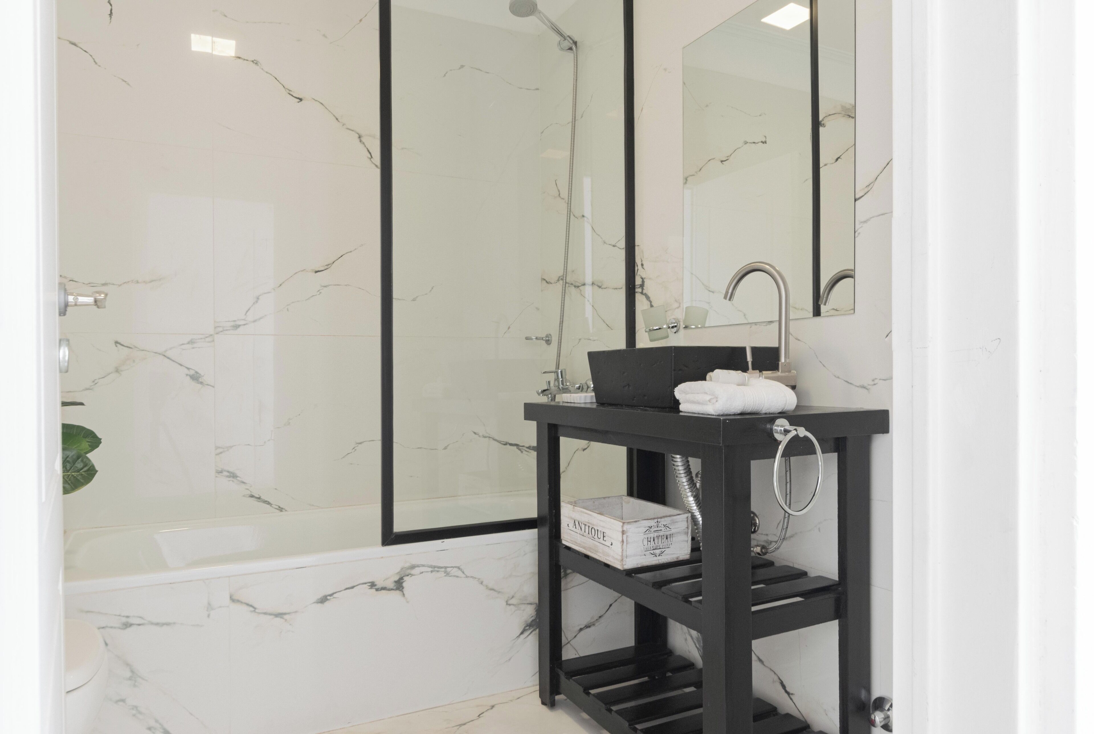 Townhome (C) | Bathroom