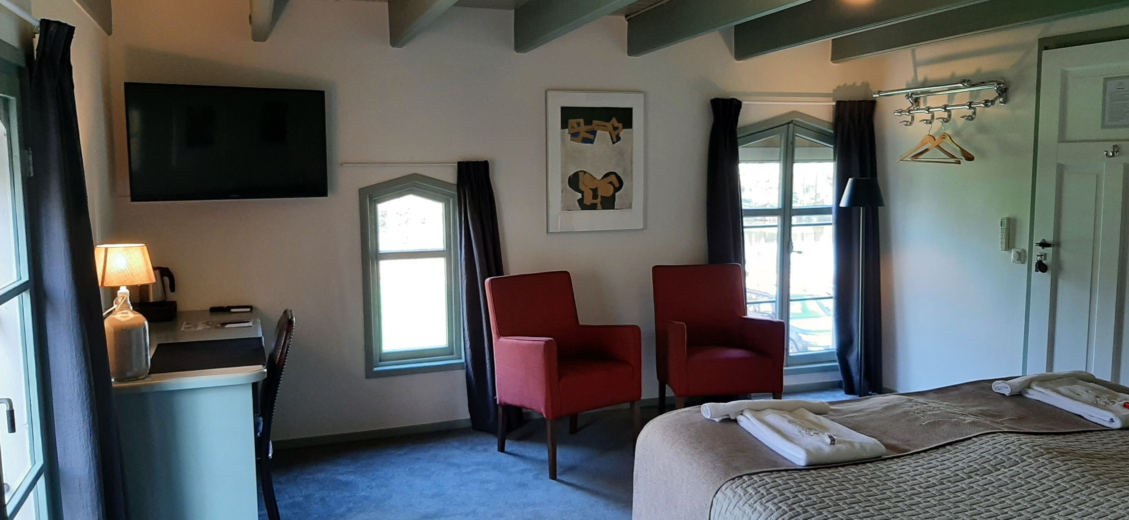 1 chambre, fer et planche à repasser, lit parapluie, Wi-Fi gratuit