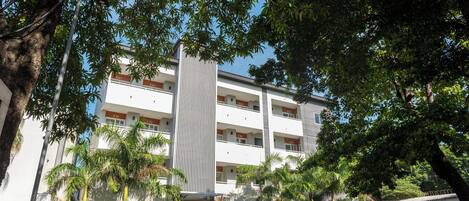 Mặt tiền nơi lưu trú