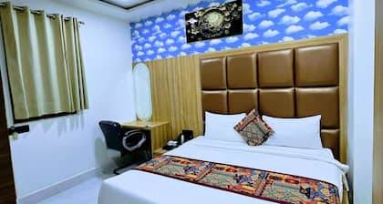 Hotel Aaarav Grand - Mathura Vrindavan