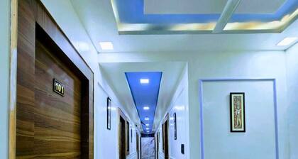 Hotel Aaarav Grand - Mathura Vrindavan