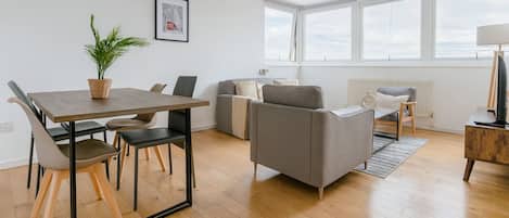 Apartment | Living area | 37-inch Smart TV with cable channels, Netflix, streaming services