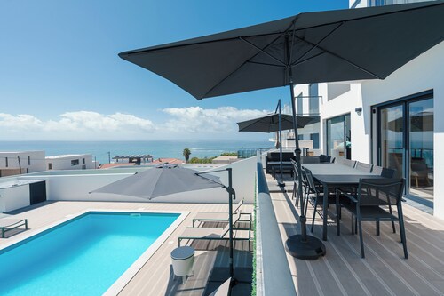 Villa Bela Vista, beach villa with ocean view 
