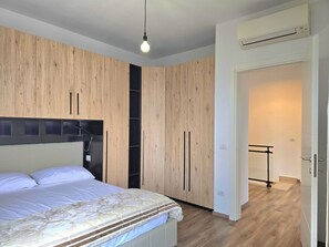 2 bedrooms, iron/ironing board, free WiFi, bed sheets - Modern Villa at Perla Resort 150 (Gjiri Lalzit)