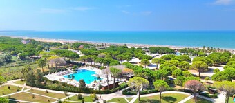 Modern Villa At Perla Resort 161