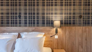 Deluxe Double Room, Private Bathroom