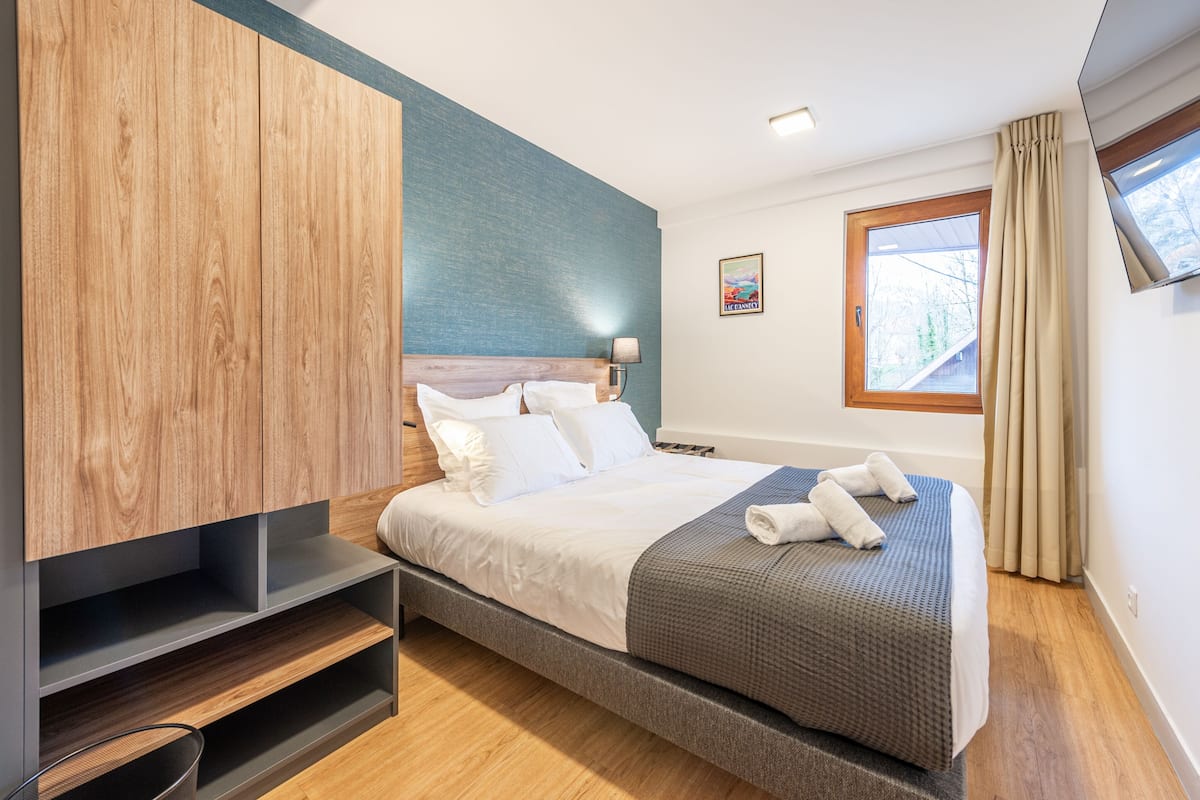 Double Room, Private Bathroom | Wi-fi percuma, cadar katil