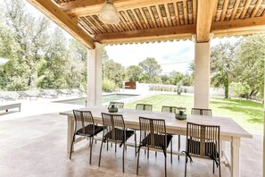 Restauration extérieure