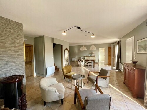 Nouveau "Villa Nova"