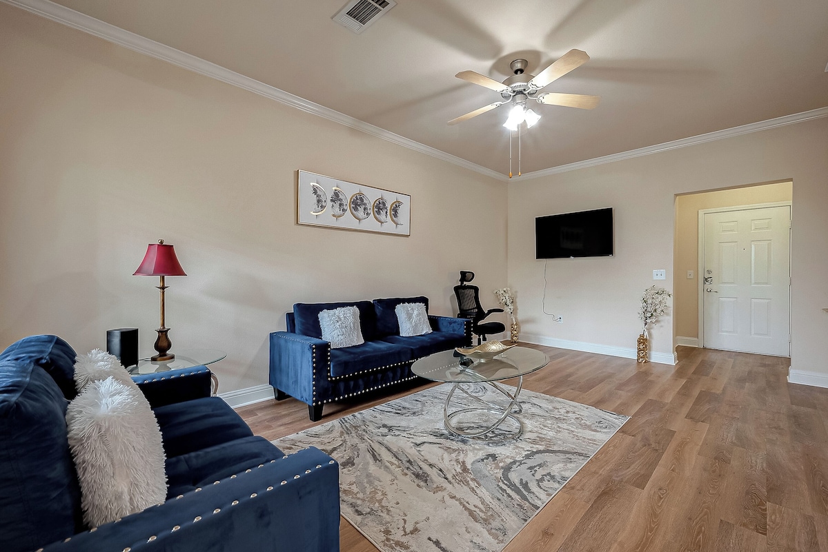 Photo 6 of Rodeo NRG Med Ctr Galleria 2 Bed 2 Bath Luxury