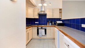 Ảnh chưa phân loại, 3 trong số 16 ảnh, nút