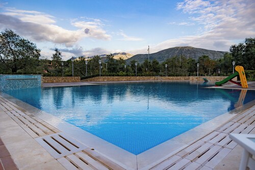 CAMERA 102
Posto incantevole immerso nel verde a due passi dal maredi Sperlonga.