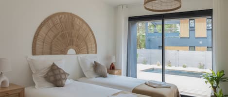 8 chambres, fer et planche à repasser, lit de bébé portatif, Wi-Fi