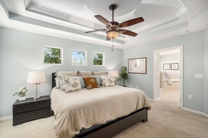 4 habitaciones, tabla de planchar con plancha y wifi gratis 