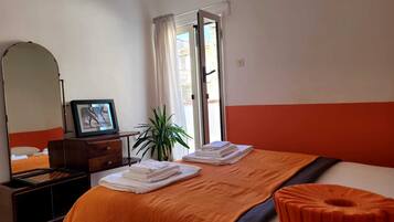 3 habitaciones y caja de seguridad en la habitación