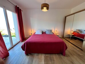3 Schlafzimmer, Bügeleisen/Bügelbrett, WLAN, Bettwäsche