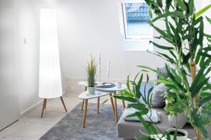 Interior - MOLA Apartments-Historic apartment in the Bachviertel-Altstadt-Parking lot- WLAN (Herdecke)