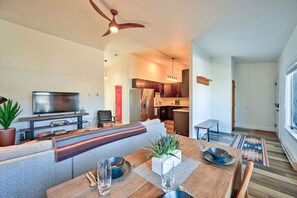 Smart TV - Summit Escape Condo-STR290 (Buena Vista)