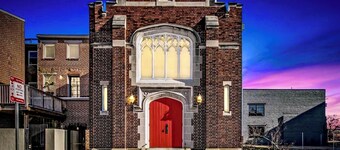 Gorgeous Studio Apt. In Historic Chapel w/ Parking