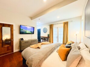 1 室のベッドルーム、アイロン / アイロン台、旅行用ベビーベッド、WiFi (無料)