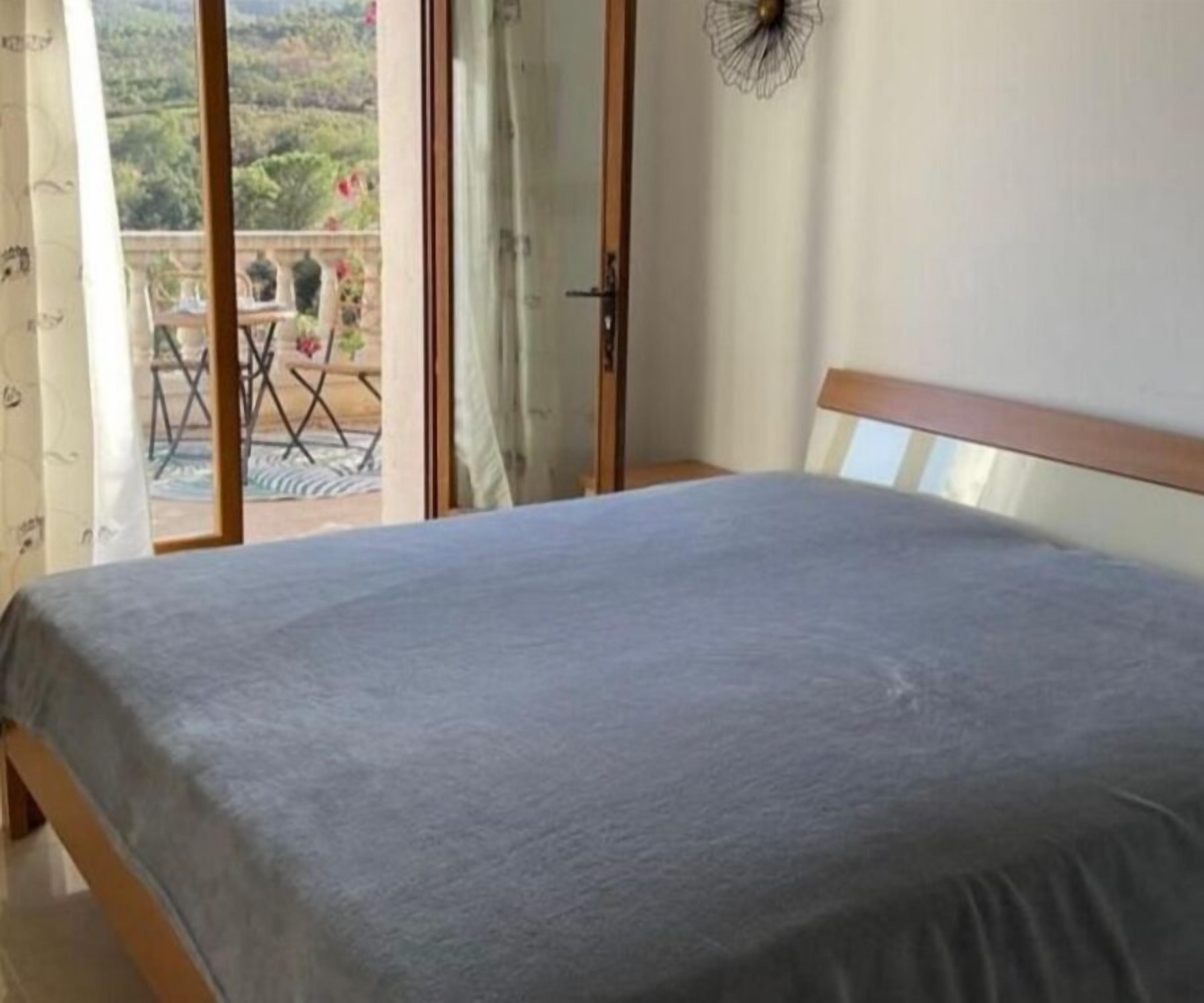 5 عدّة غرف نوم ومكواة/لوح كي وواي فاي