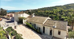 Exterior - Villa Soleil - Large family villa | Sea view | Private pool | Walking distance to the beach (Roquebrune-sur-Argens)