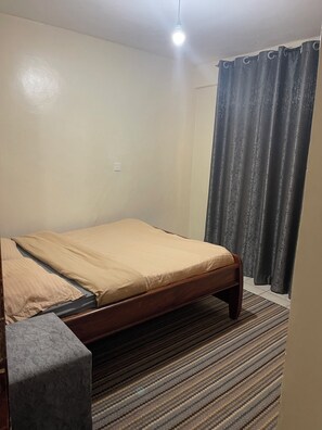 1 soverom, strykejern/-brett, wi-fi og sengetøy