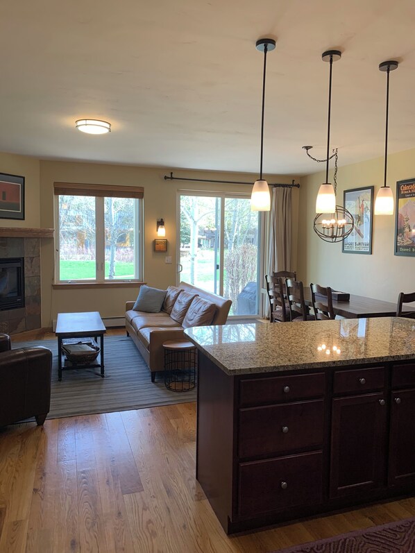 Smart TV, fireplace, video games