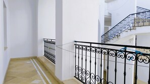 شرفة/رواق