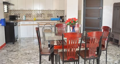 Villa Louis appart meublés Location T1 T2 T3 Diego-Suarez au Nord de Madagascar