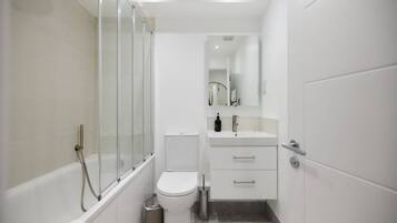 Apartment (2 Bedrooms) | Exterior