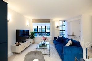 Apartment (2 Bedrooms) | Living area - The Melbray Escape - Trendy 2bdr Apartment (London)
