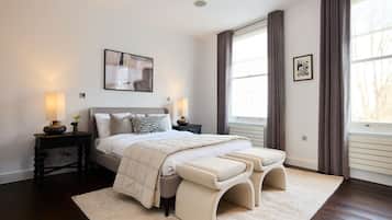 House (4 Bedrooms) | Exterior