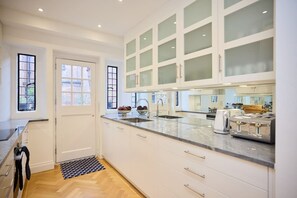 Maison (4 Bedrooms) | Extérieur