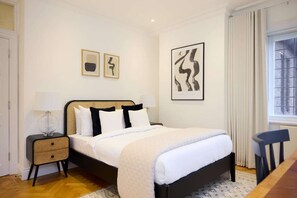House (4 Bedrooms) | Exterior - The Charm of Chelsea - Modern 4bdr With Shared Courtyard (London)